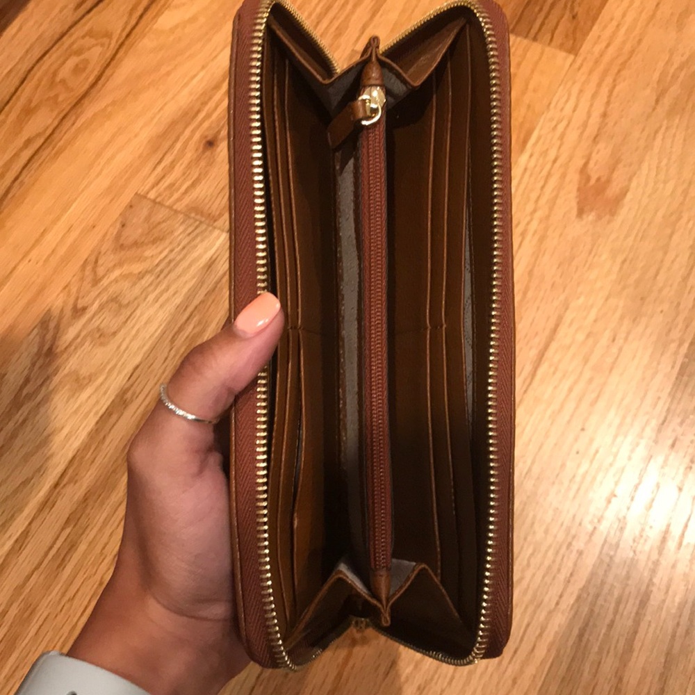 Wallet - Picture 2 of 3